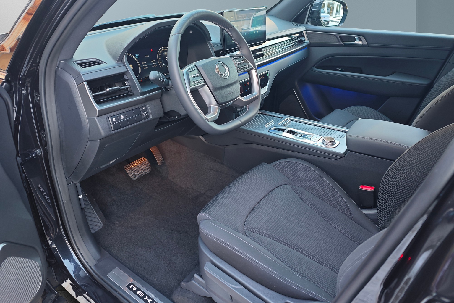 KGM-SsangYong Rexton 2.2 CRDi Platinum 4WD AT