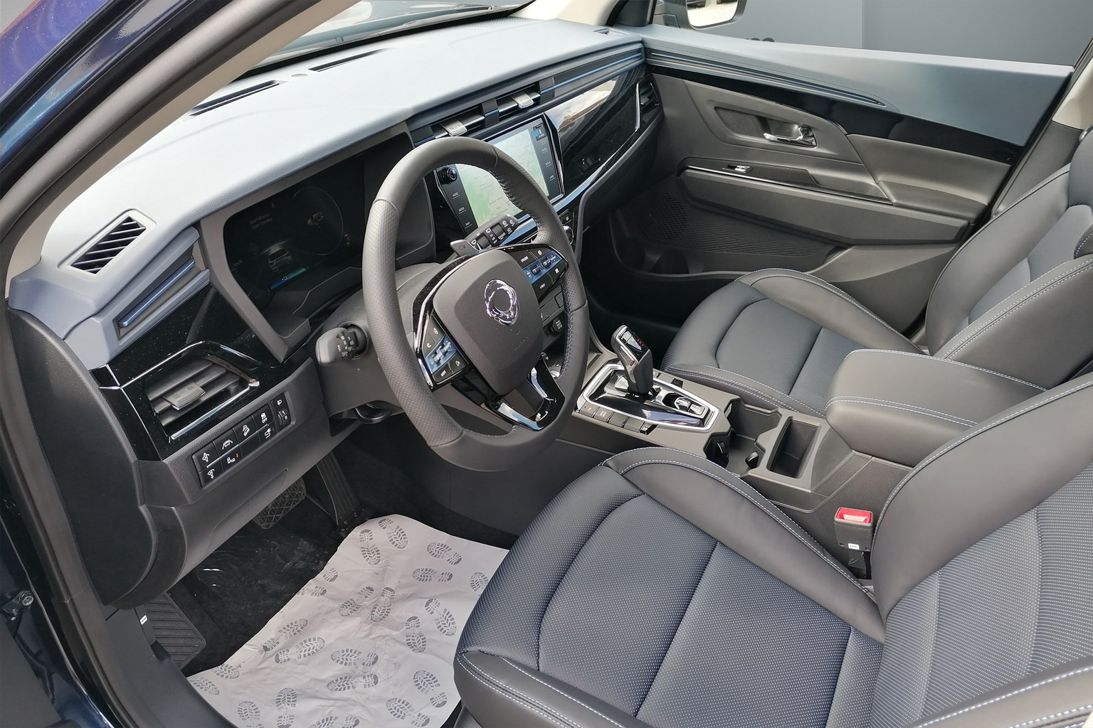 KGM-SsangYong Korando eMotion Titanium
