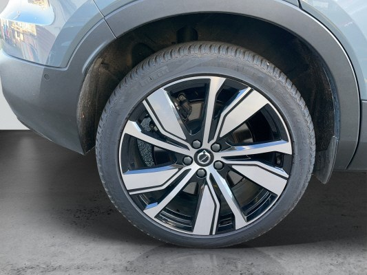 VOLVO XC40 P8 AWD Elec Pro