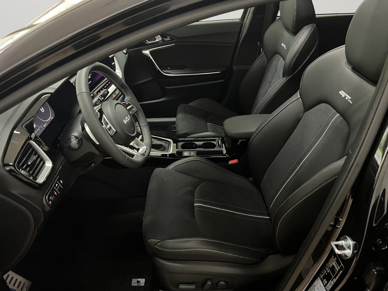 KIA CEED 1.5 T-GDi GT-L E DCT