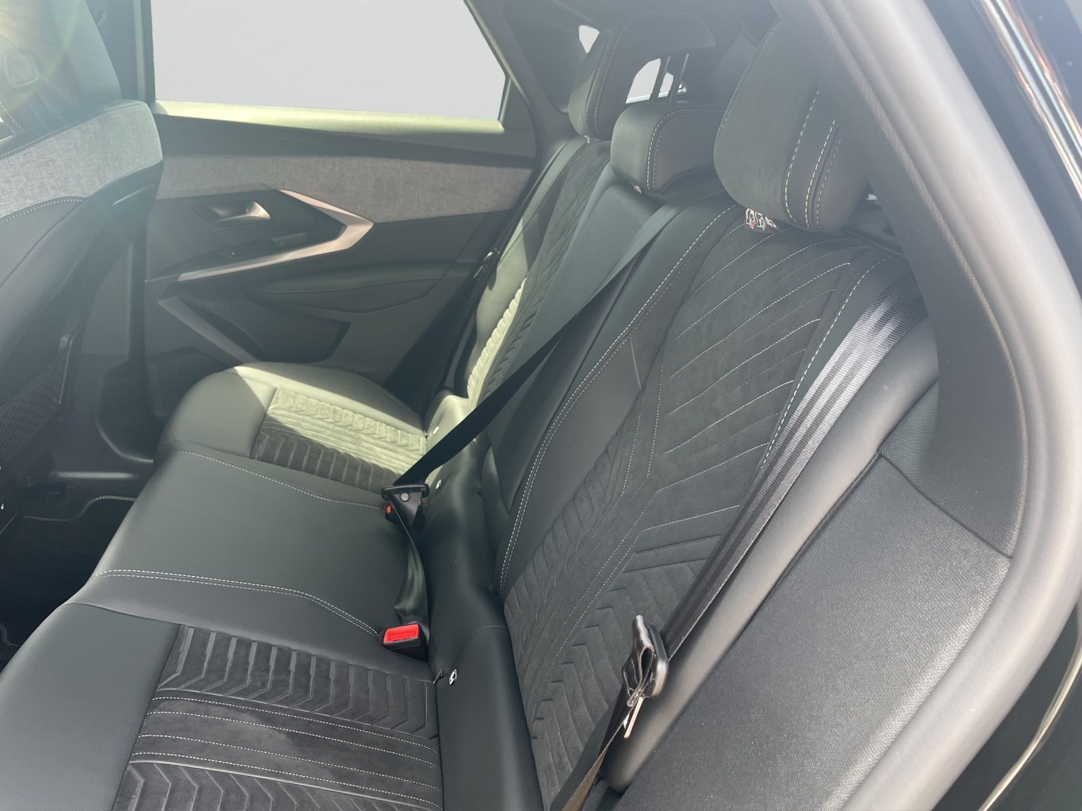 PEUGEOT 3008 NEW 136 e-DCS GT