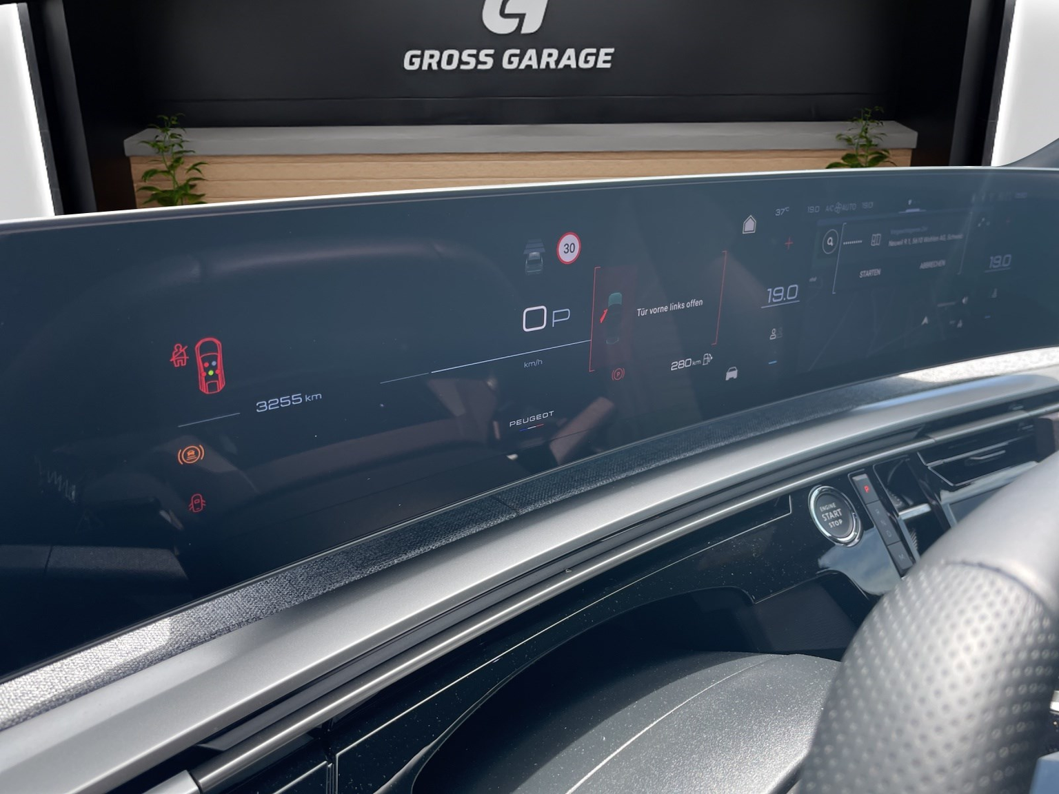 PEUGEOT 3008 NEW 136 e-DCS GT