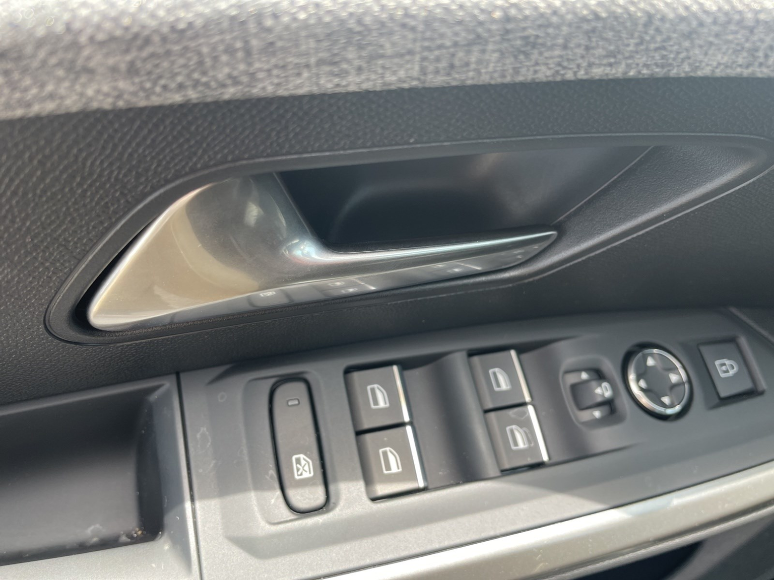 PEUGEOT 3008 NEW 136 e-DCS GT