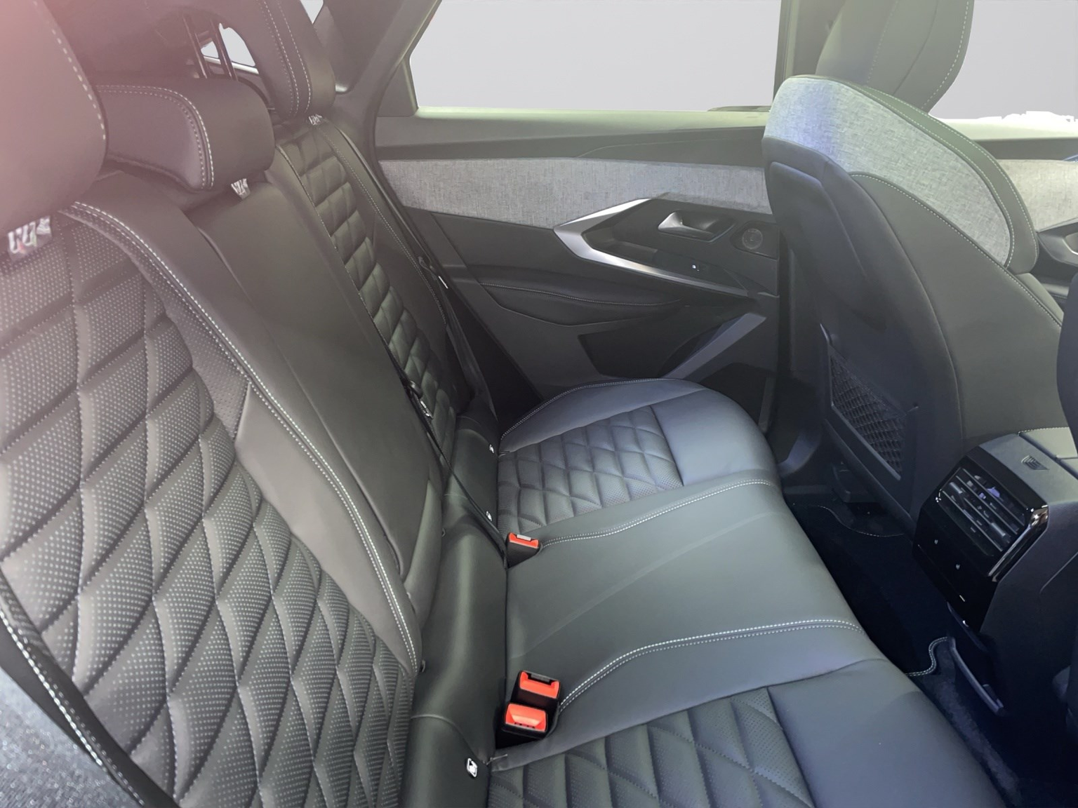 PEUGEOT 3008 NEW 73kWh GT