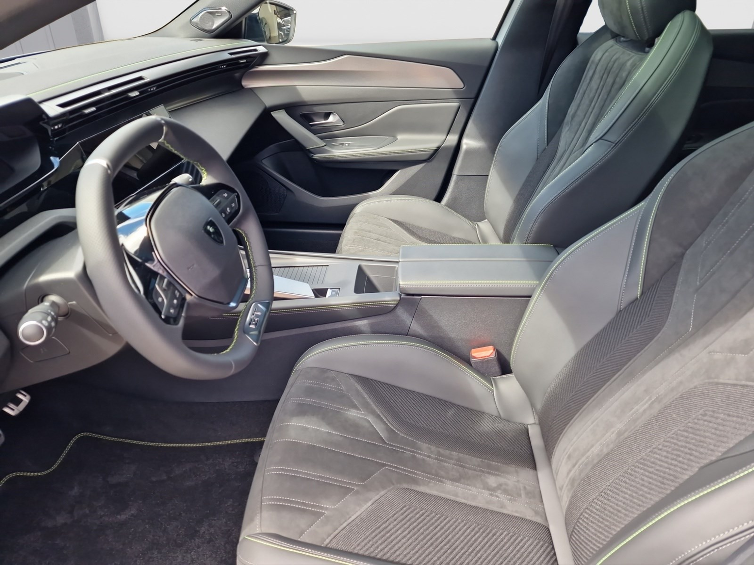 PEUGEOT 408 1.2 PT GT EAT8