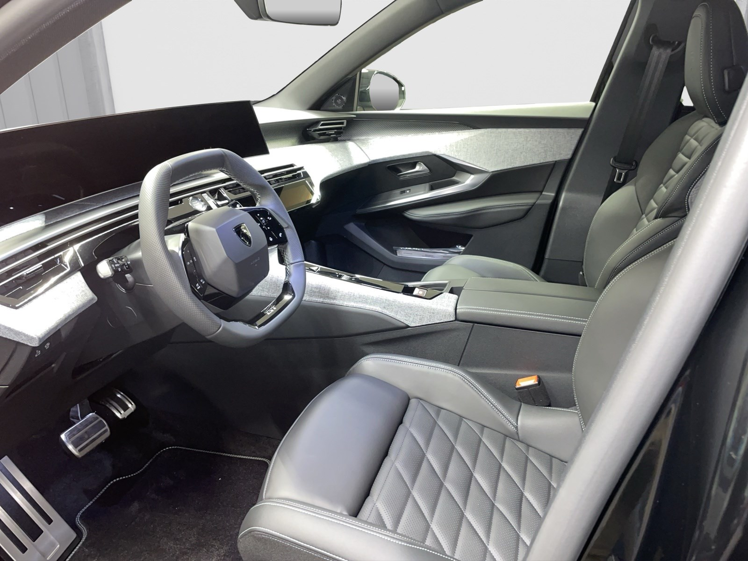 PEUGEOT 5008 NEW 136 e-DCS6 GT