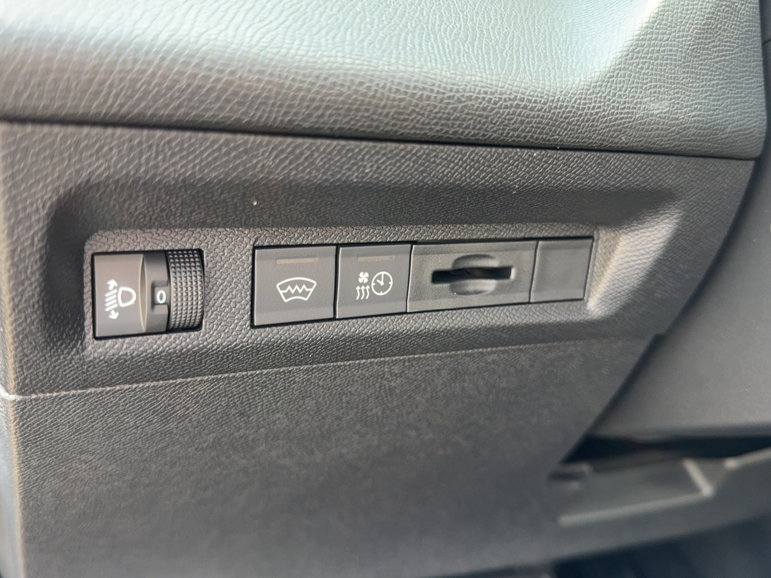 PEUGEOT 308 NEW e Allure 54kWh