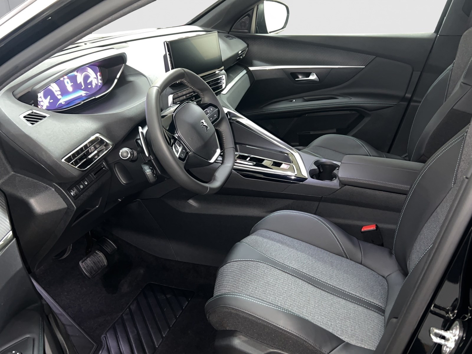 PEUGEOT 3008 136 e-DSC AllureP