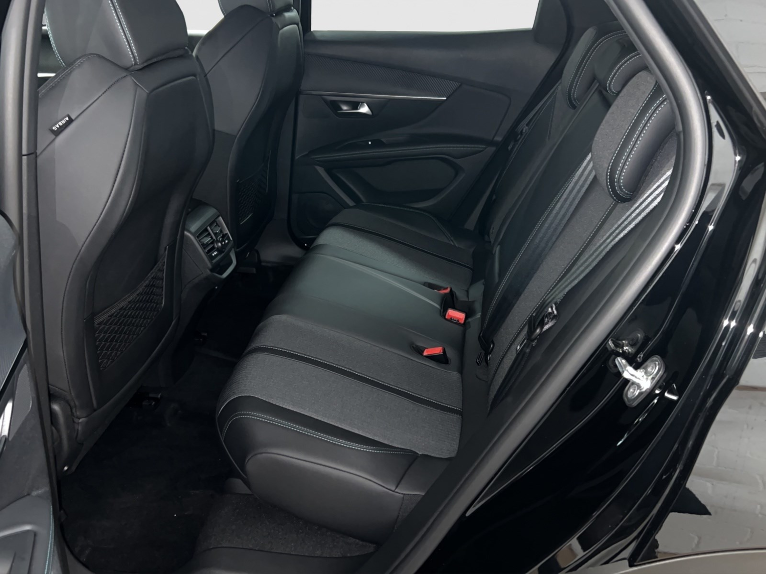 PEUGEOT 3008 136 e-DSC AllureP