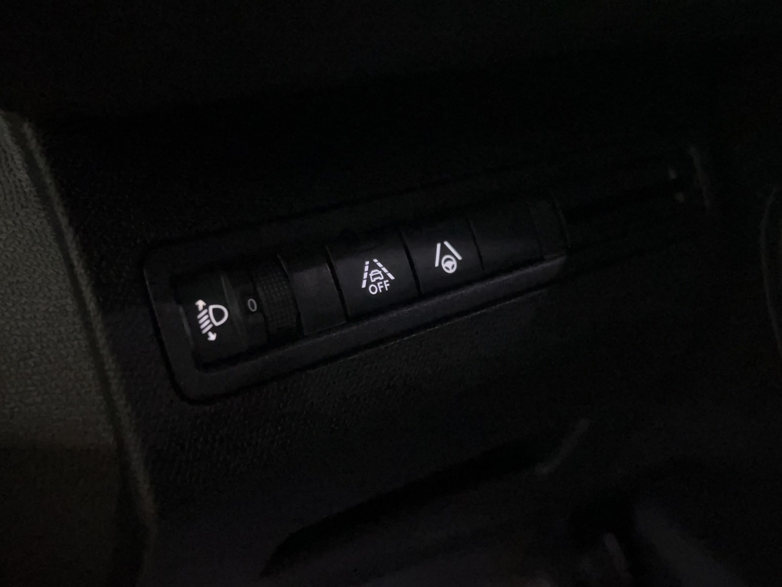 PEUGEOT 3008 136 e-DSC AllureP