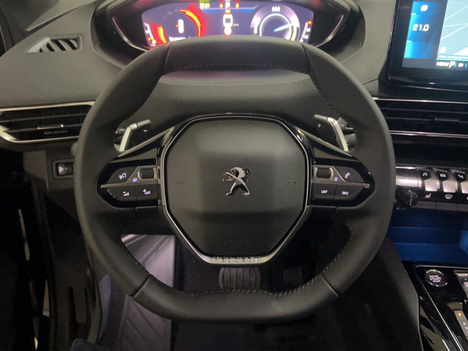 PEUGEOT 3008 136 e-DSC AllureP