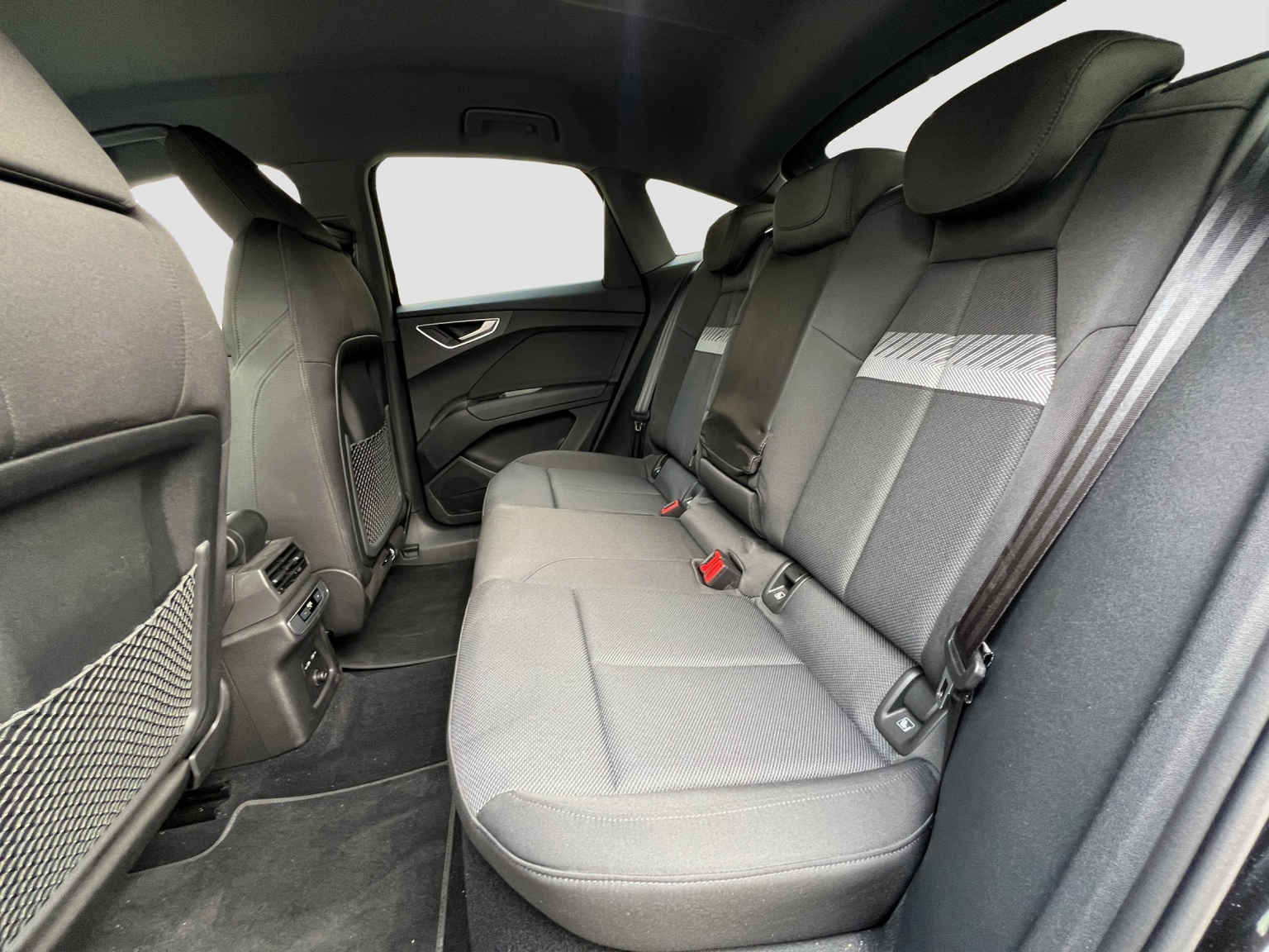 AUDI Q4 Sportback e-tron 50 quattro