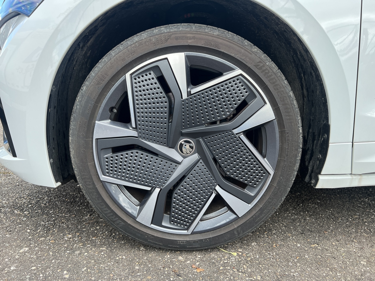 SKODA ENYAQ RS iV 4x4