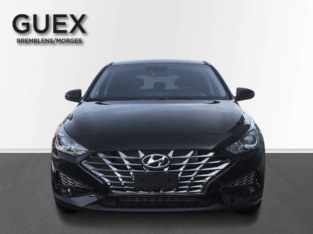 HYUNDAI i30 1.5 T-GDi Amplia