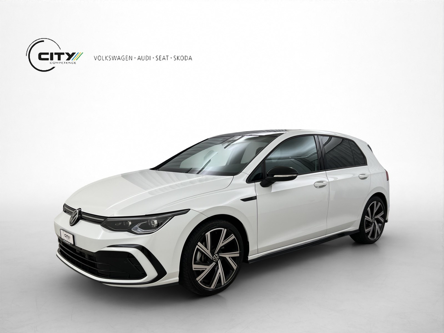 VW GOLF 8 2.0 TSI R-Line DSG 4Mot