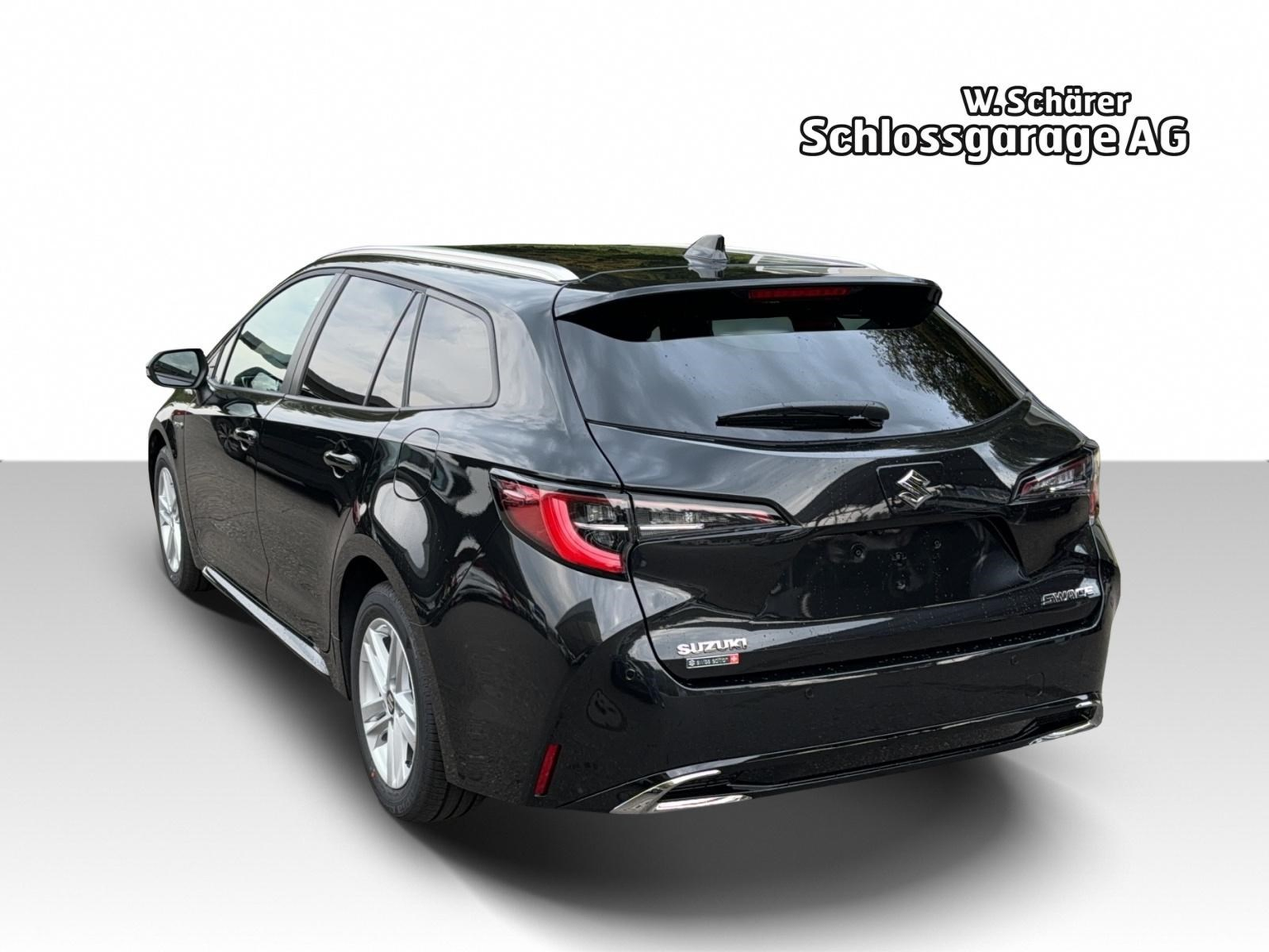 SUZUKI Swace 1.8 Compact Top Hybrid