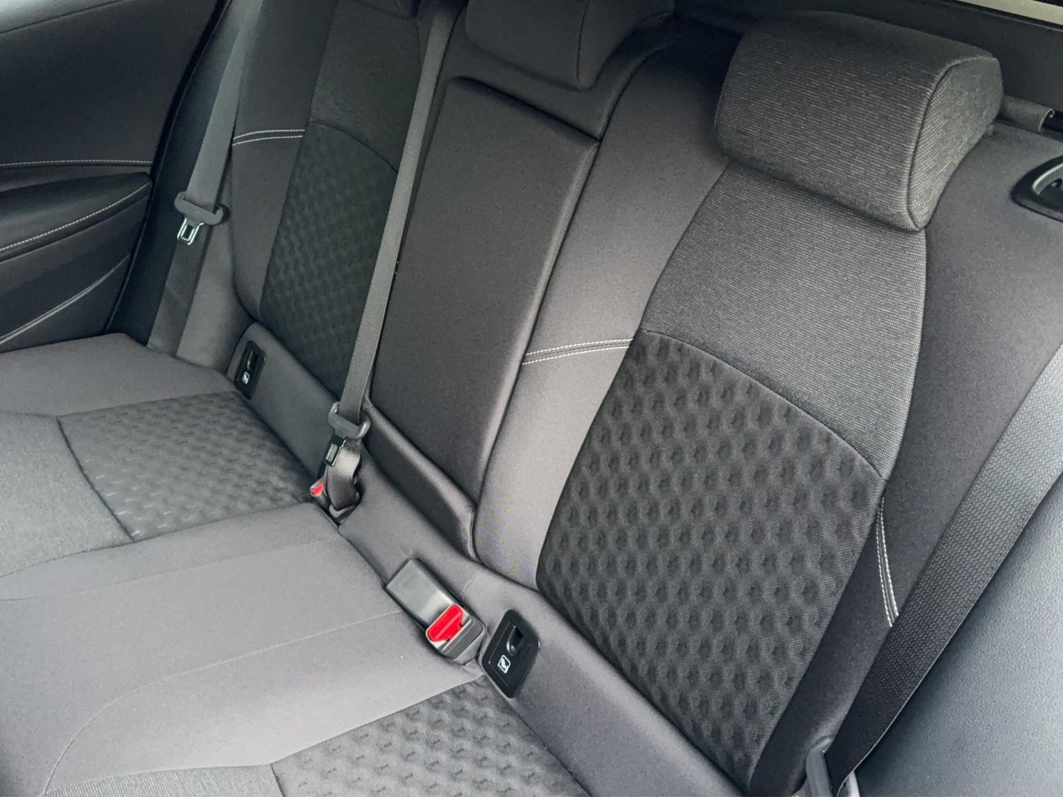SUZUKI Swace 1.8 Compact Top Hybrid