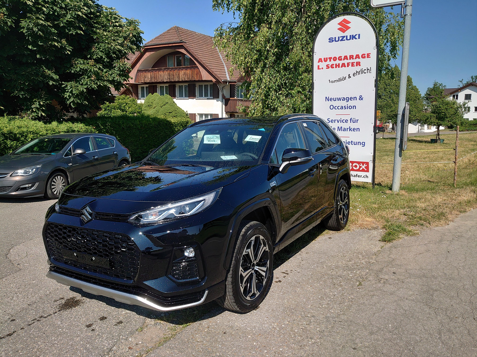 SUZUKI Across 2.5 PHEV Compact Top 4x4