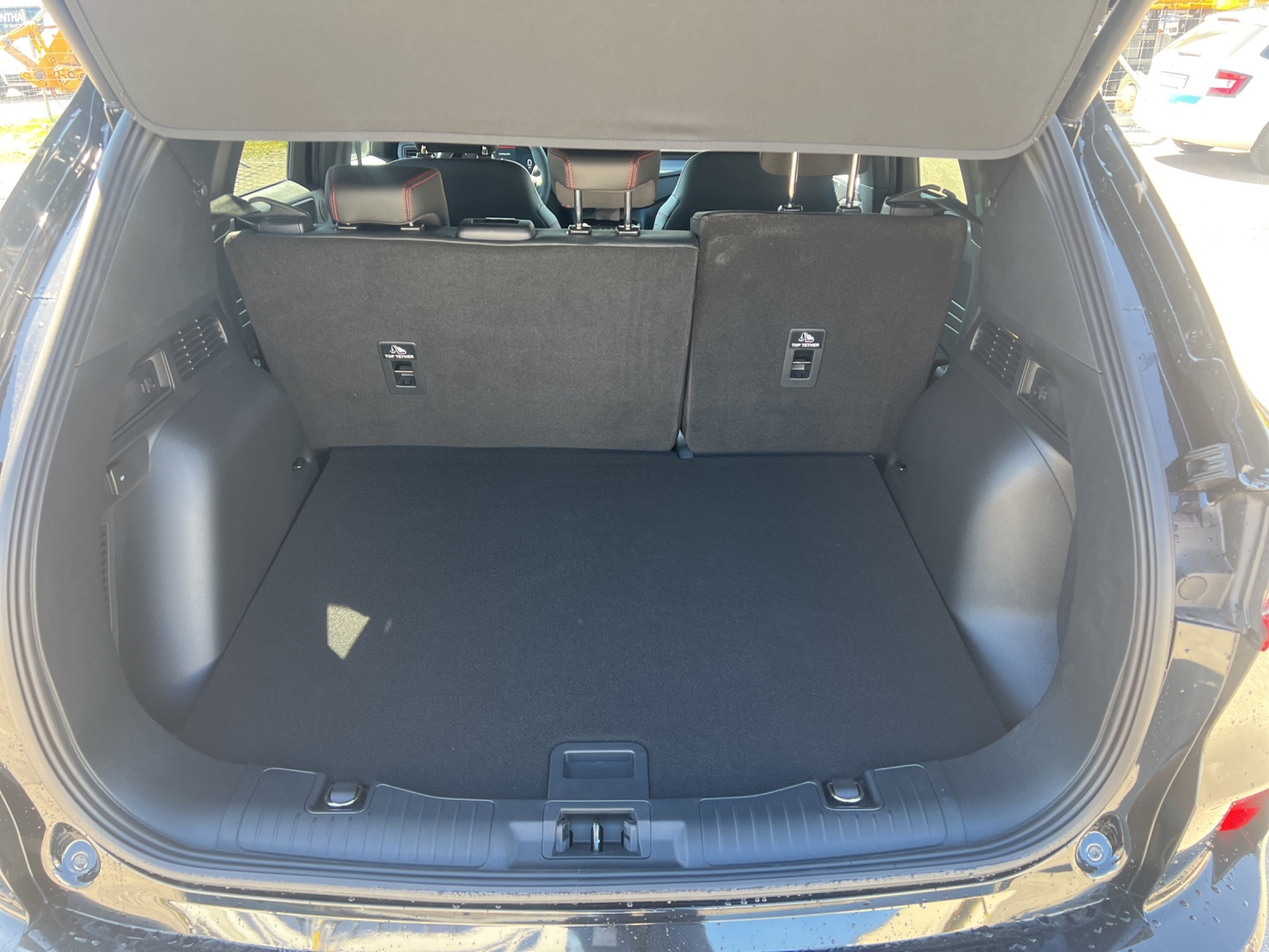 FORD KUGA 2.5 Hybrid ST-Line X