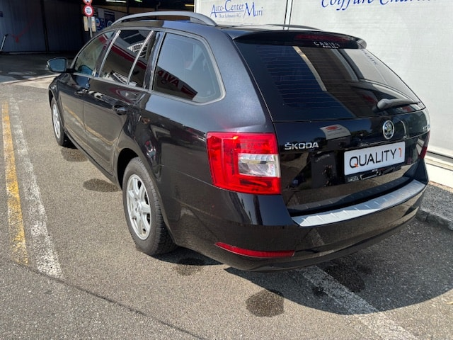 SKODA Octavia Combi 1.0 TSI Ambition DSG