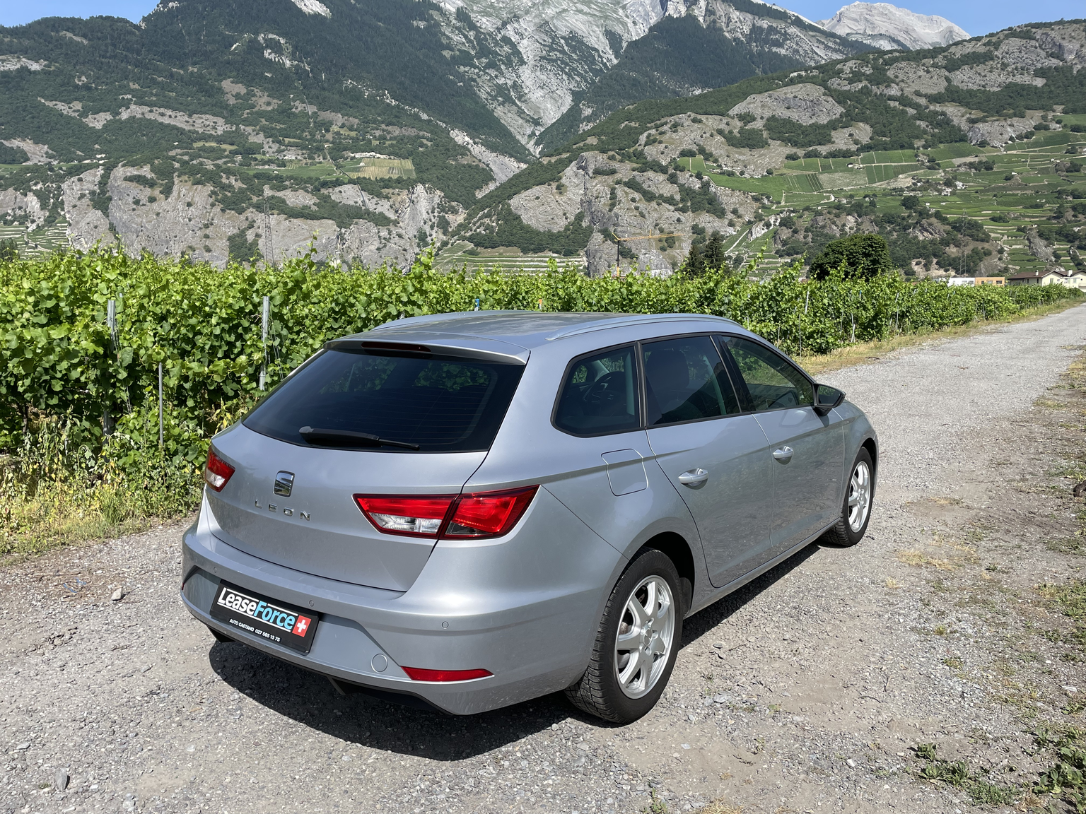 SEAT LEON