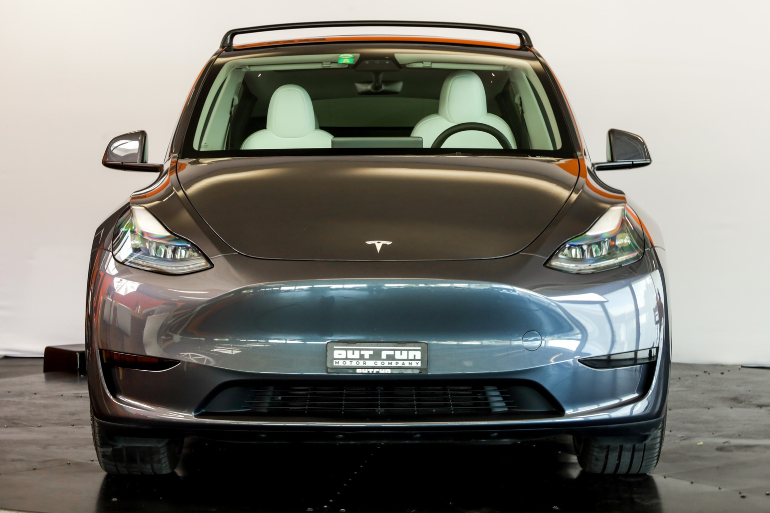 TESLA Model Y RWD