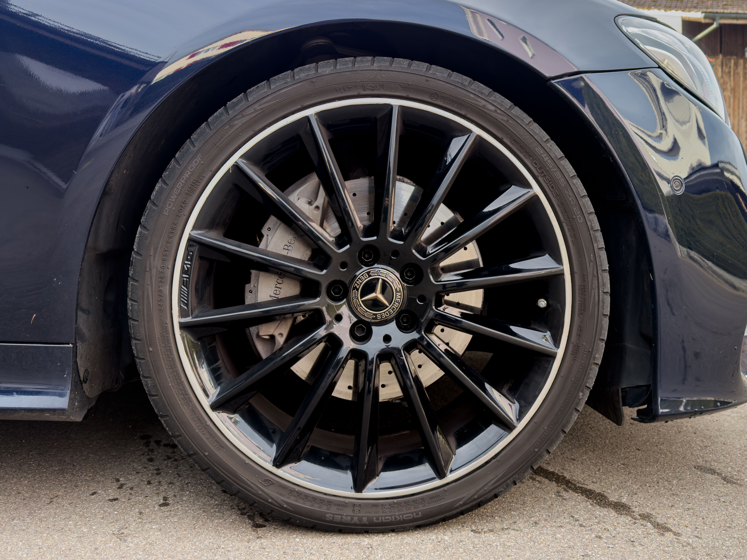 MERCEDES-BENZ E 200 Coupé AMG Line 9G-Tronic