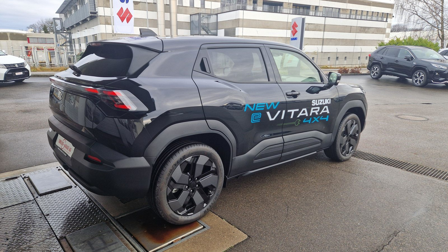 SUZUKI e Vitara Compact Top 4x4