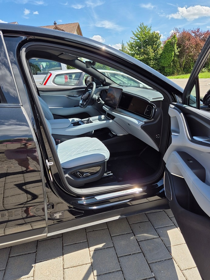 BYD Sealion 7 Excellence AWD - helles Intérieur