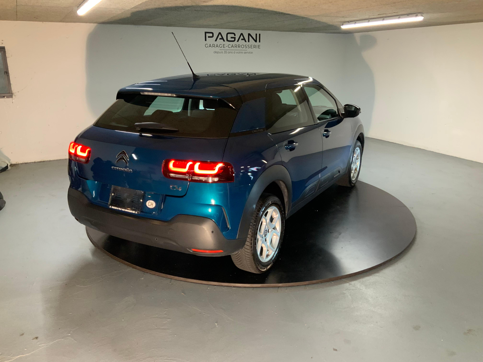 Vehicle Image