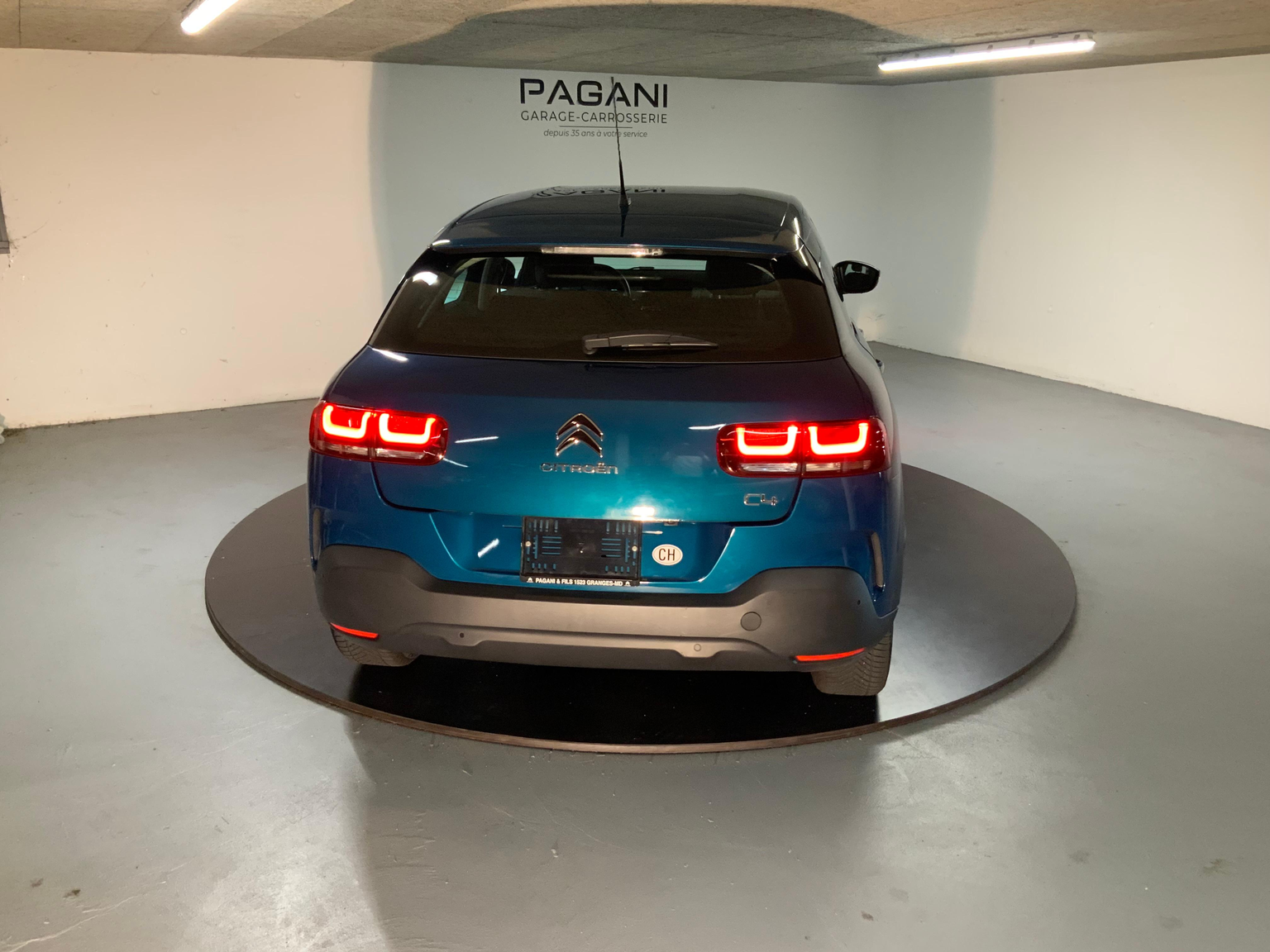 Vehicle Image