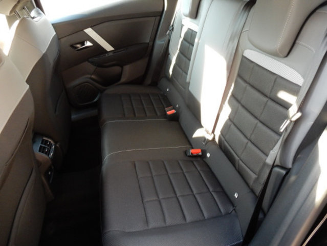 CITROEN C4 HEV You