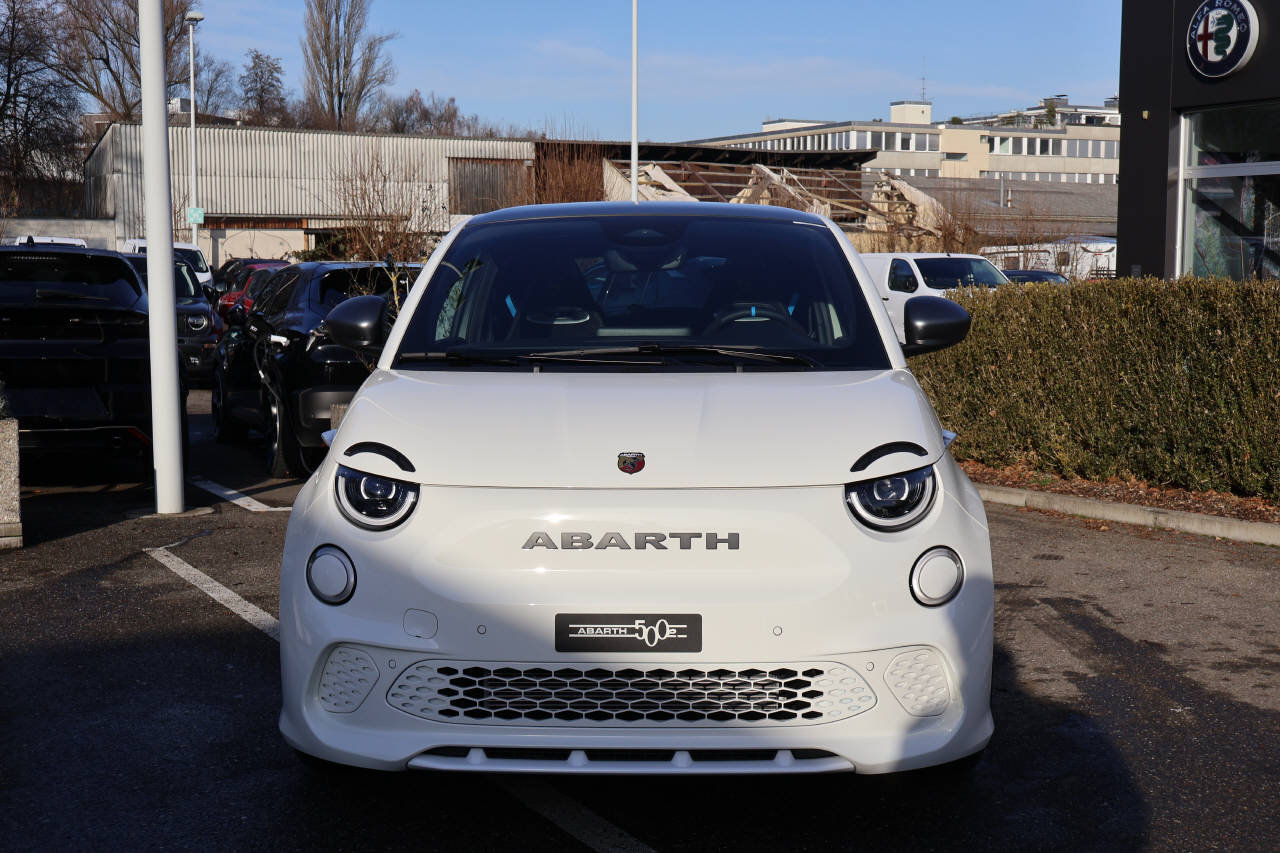 Auto Abo Foto Nummer 8 von 16