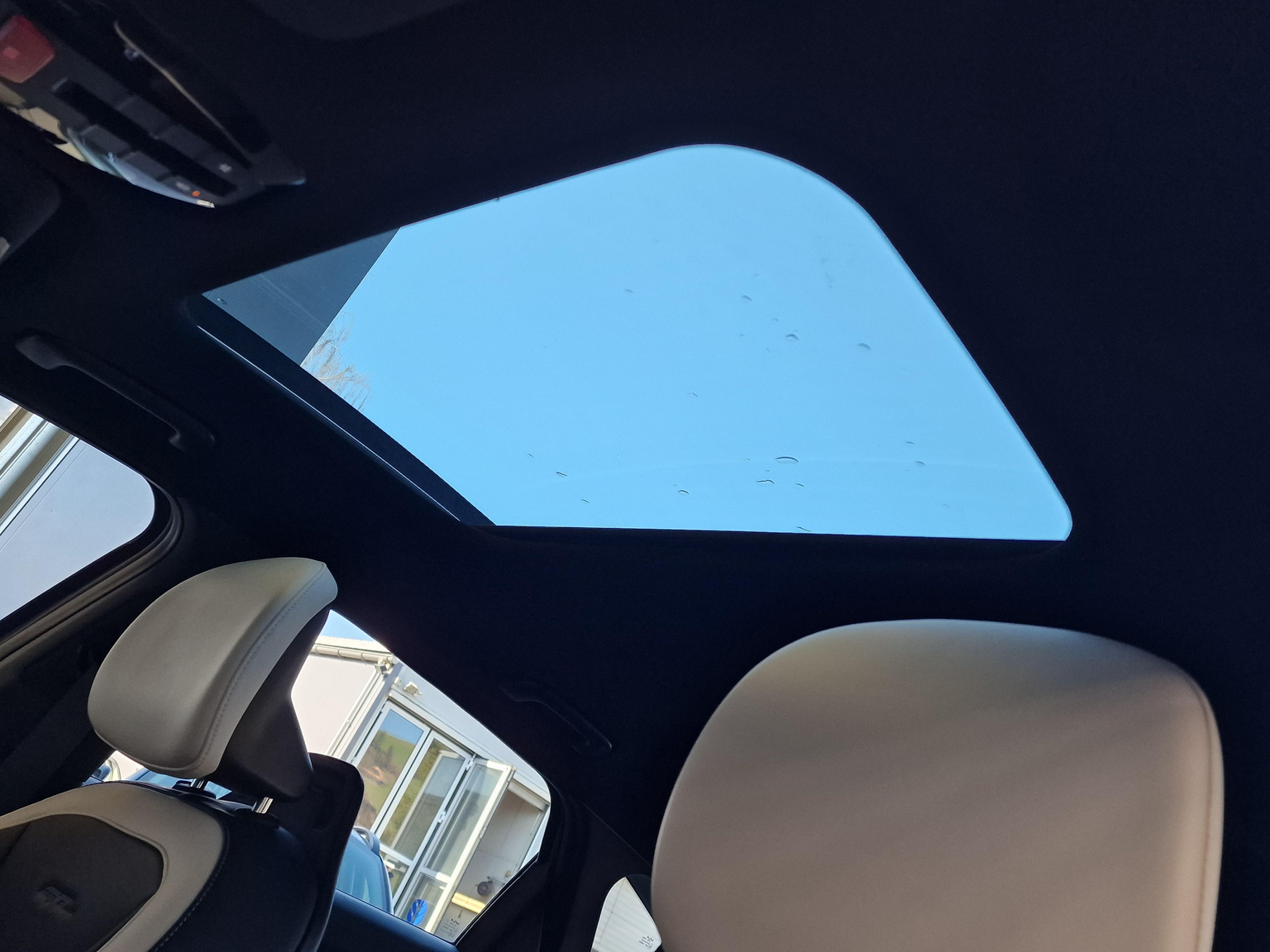 Auto Abo Foto Nummer 16 von 16