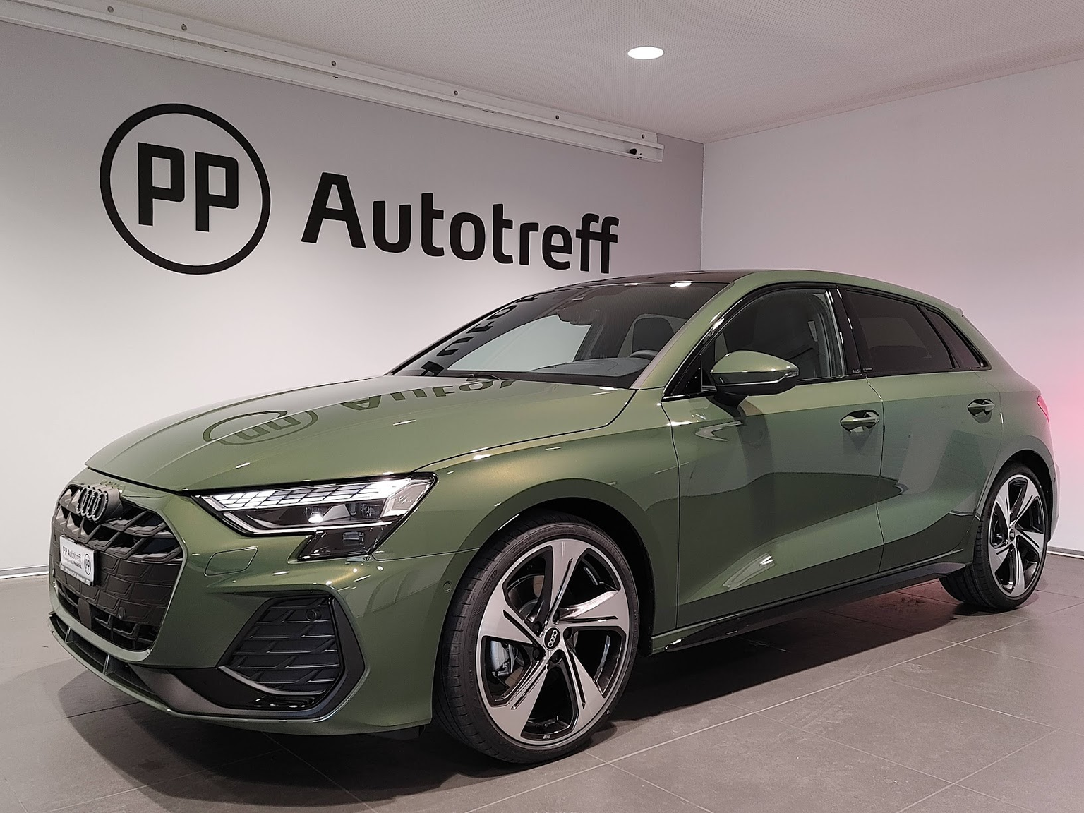 Auto Abo Foto Nummer 2 von 15