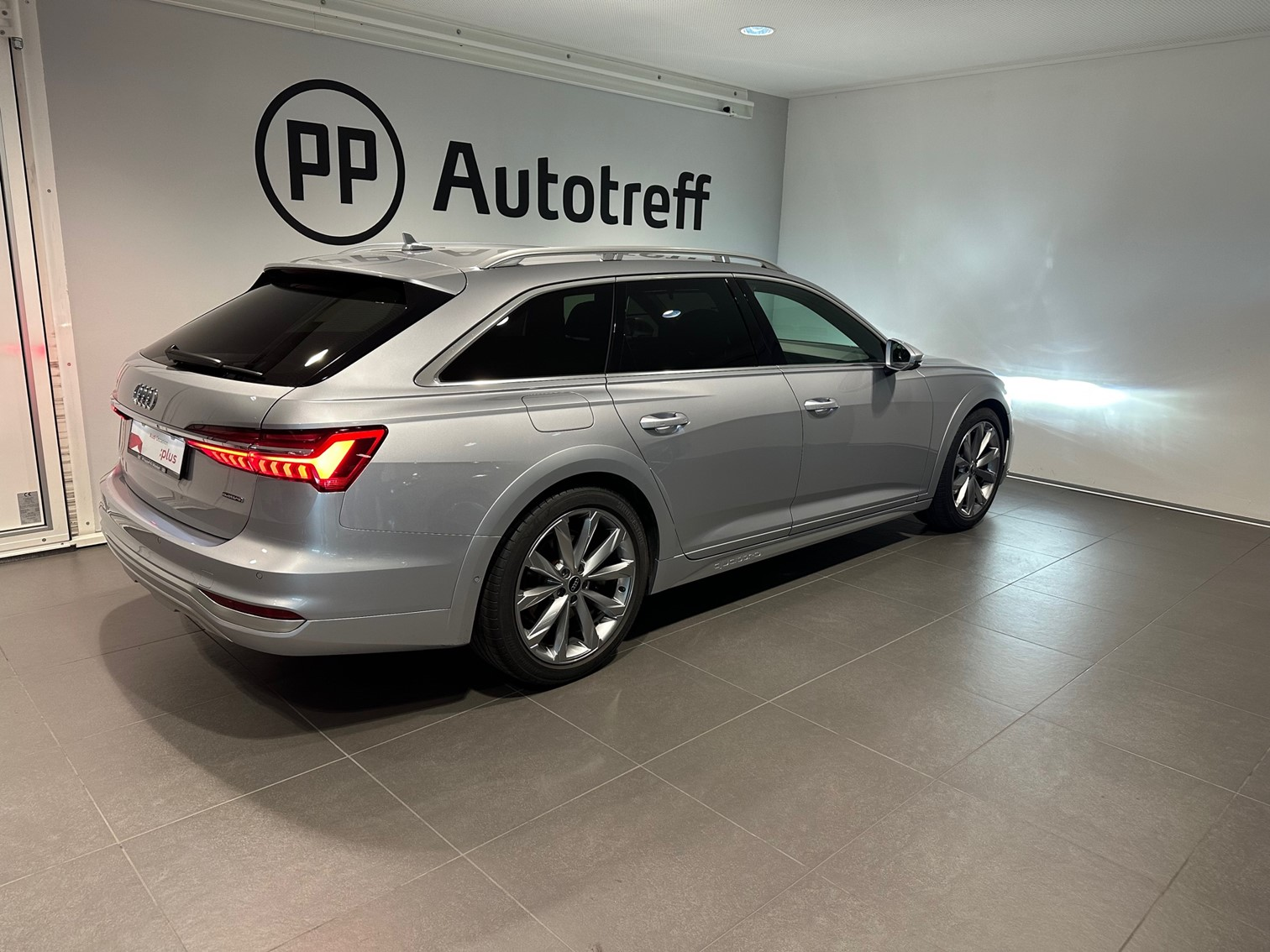 Auto Abo Foto Nummer 10 von 10
