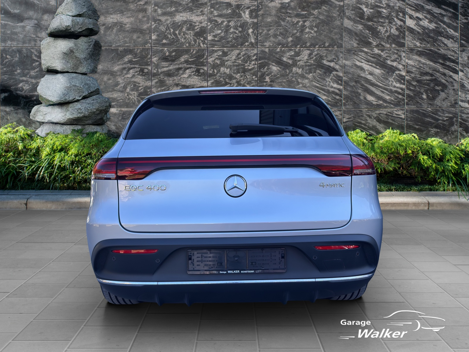 MERCEDES-BENZ EQC 400 4M
