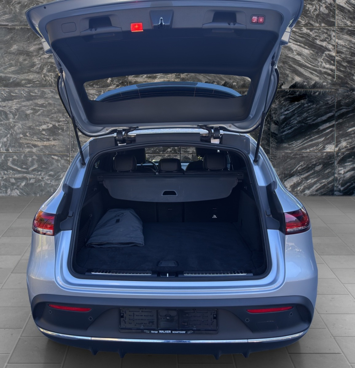 MERCEDES-BENZ EQC 400 4M