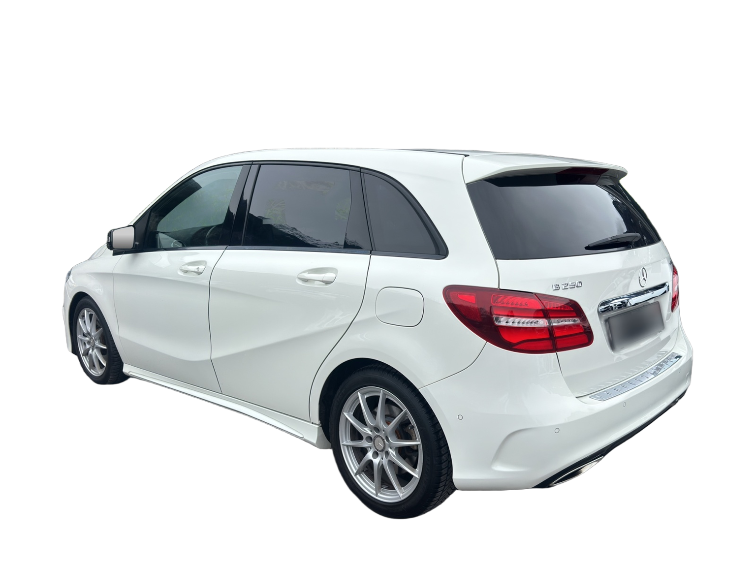 MERCEDES-BENZ B 250 AMG Line