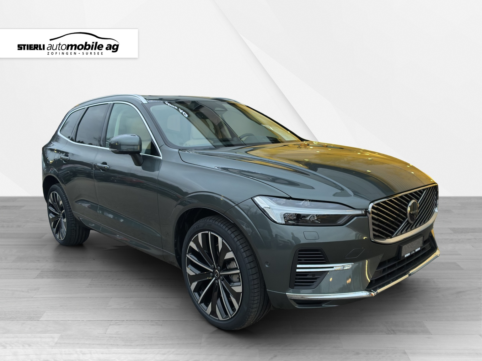VOLVO XC60 2.0 T6 TE Ultra Bright eAWD