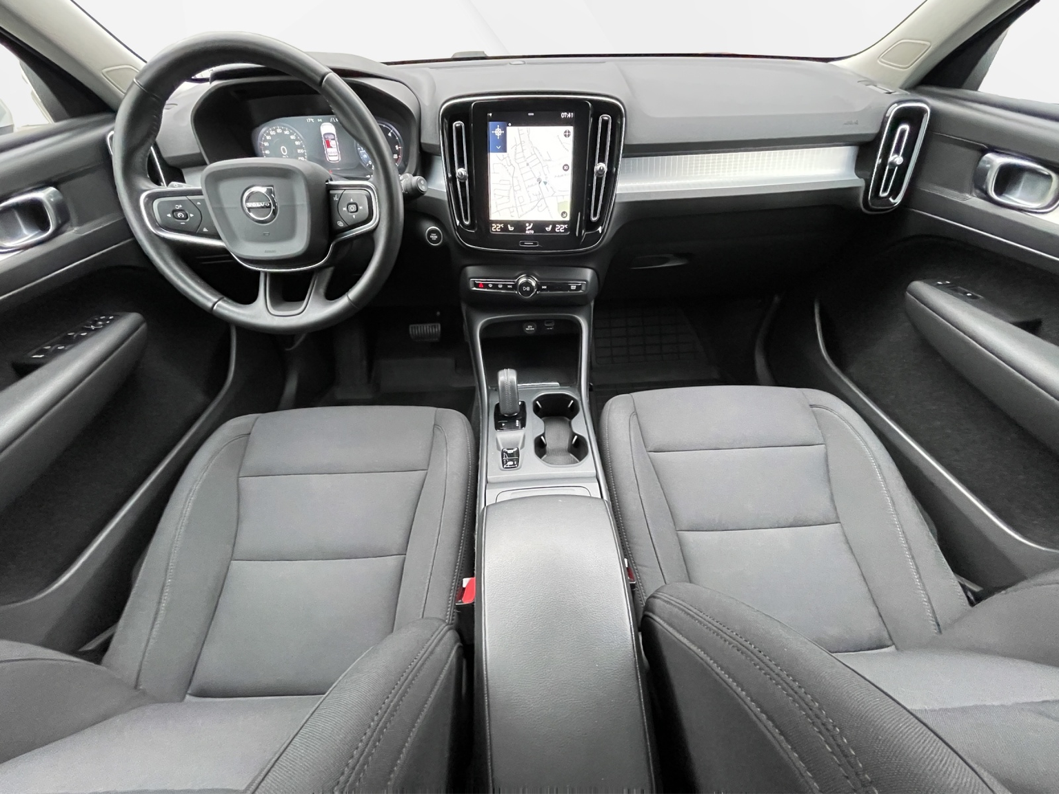VOLVO XC40 2.0 D3 Momentum