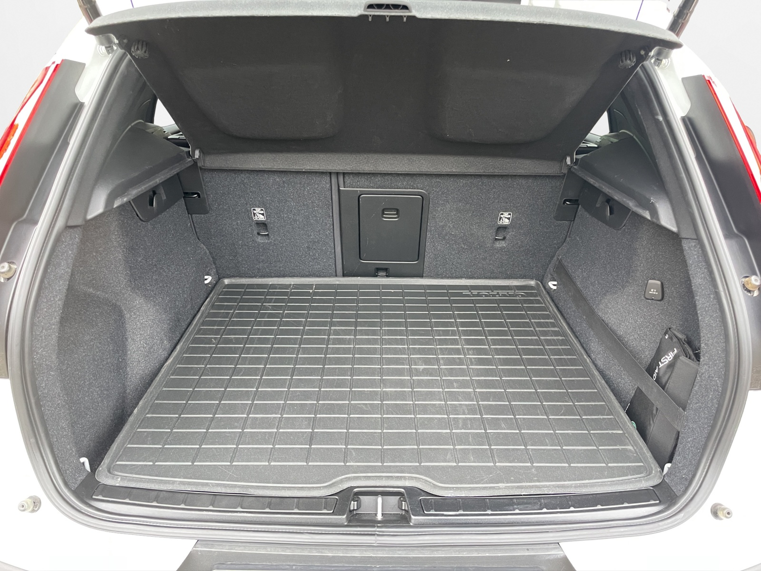 VOLVO XC40 2.0 D3 Momentum