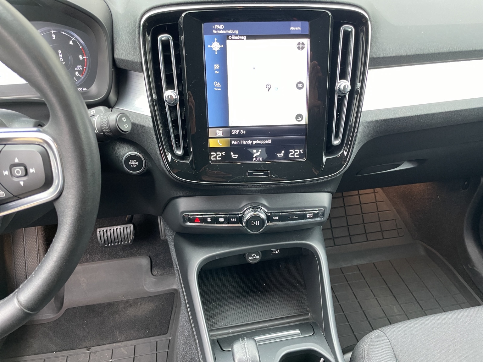 VOLVO XC40 2.0 D3 Momentum