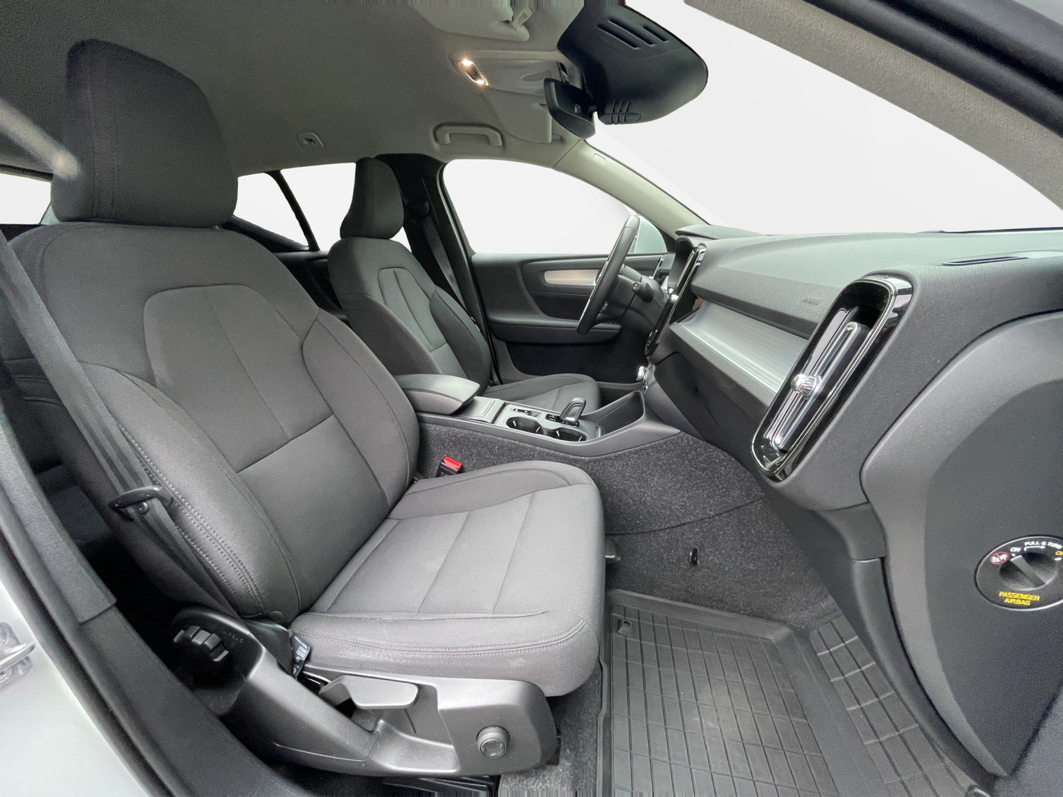 VOLVO XC40 2.0 D3 Momentum