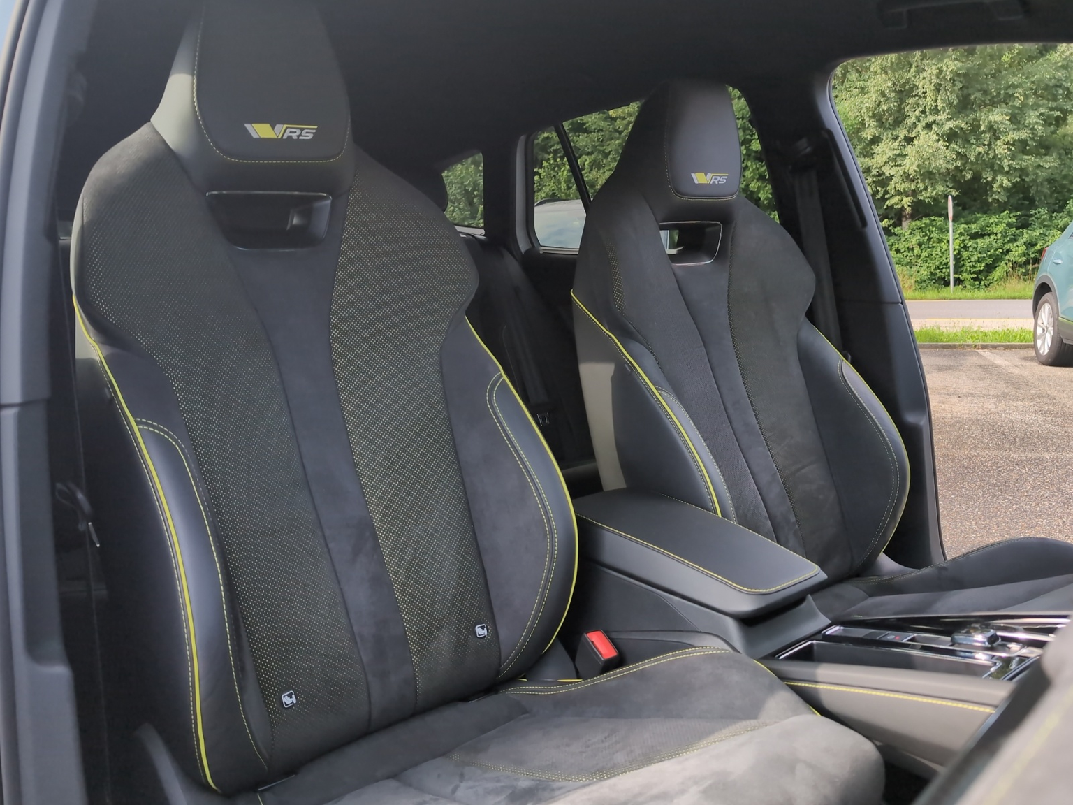SKODA Enyaq iV 80x RS