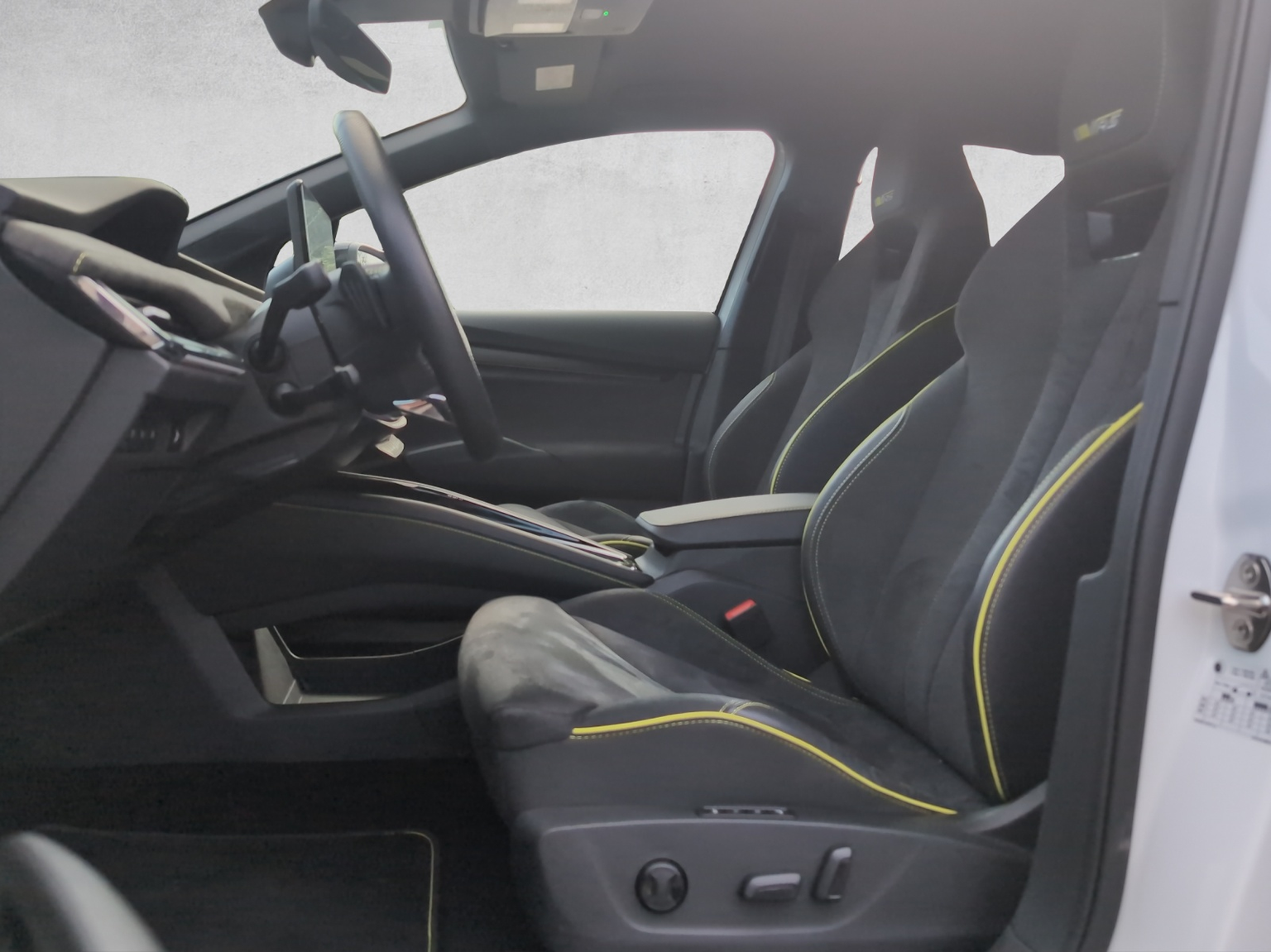SKODA Enyaq iV 80x RS