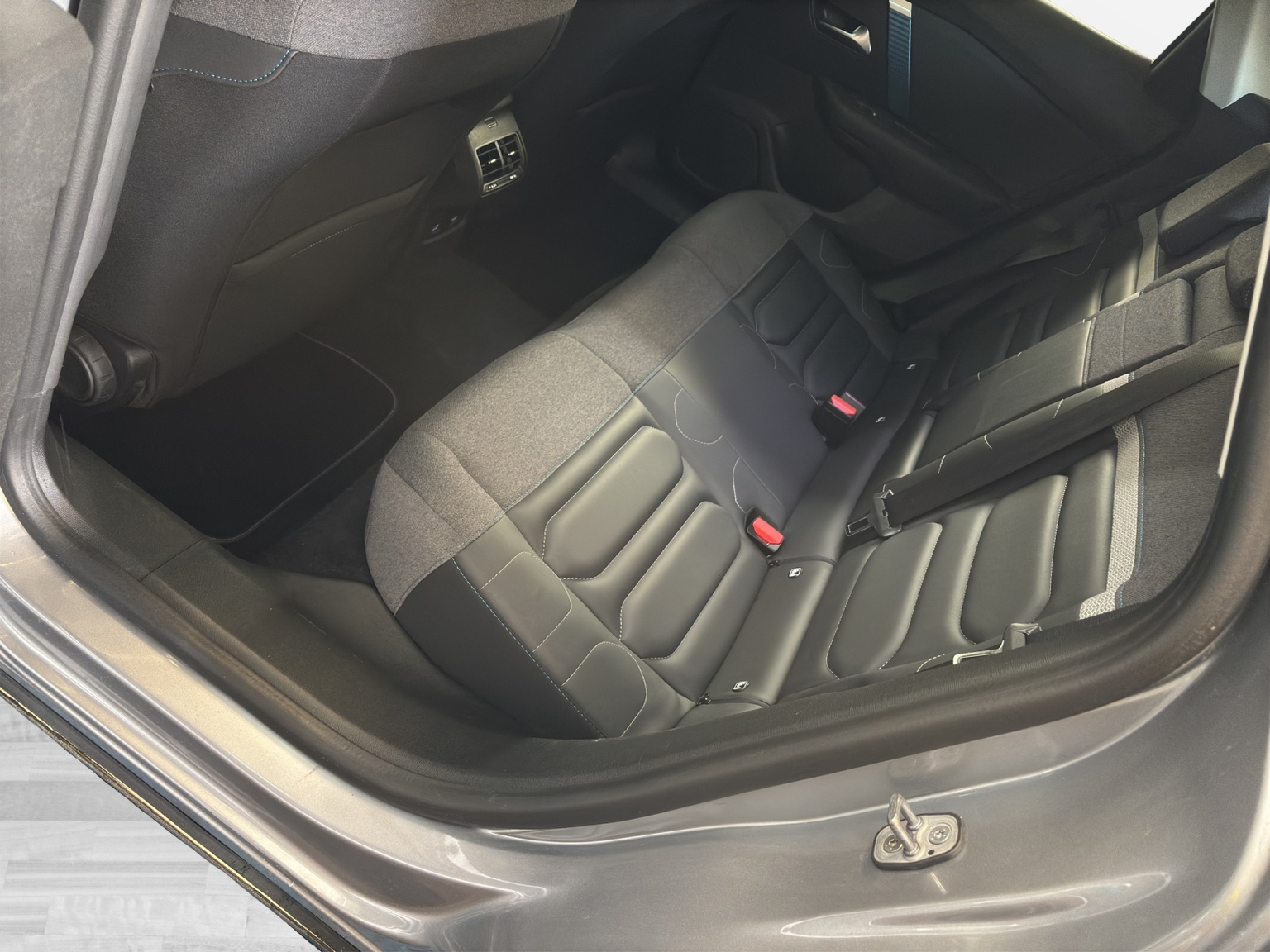 CITROEN C4 Shine Pack Limousine