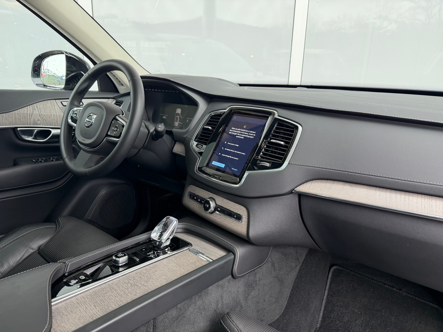VOLVO XC90 T8 eAWD Ultimate Dark Geartronic