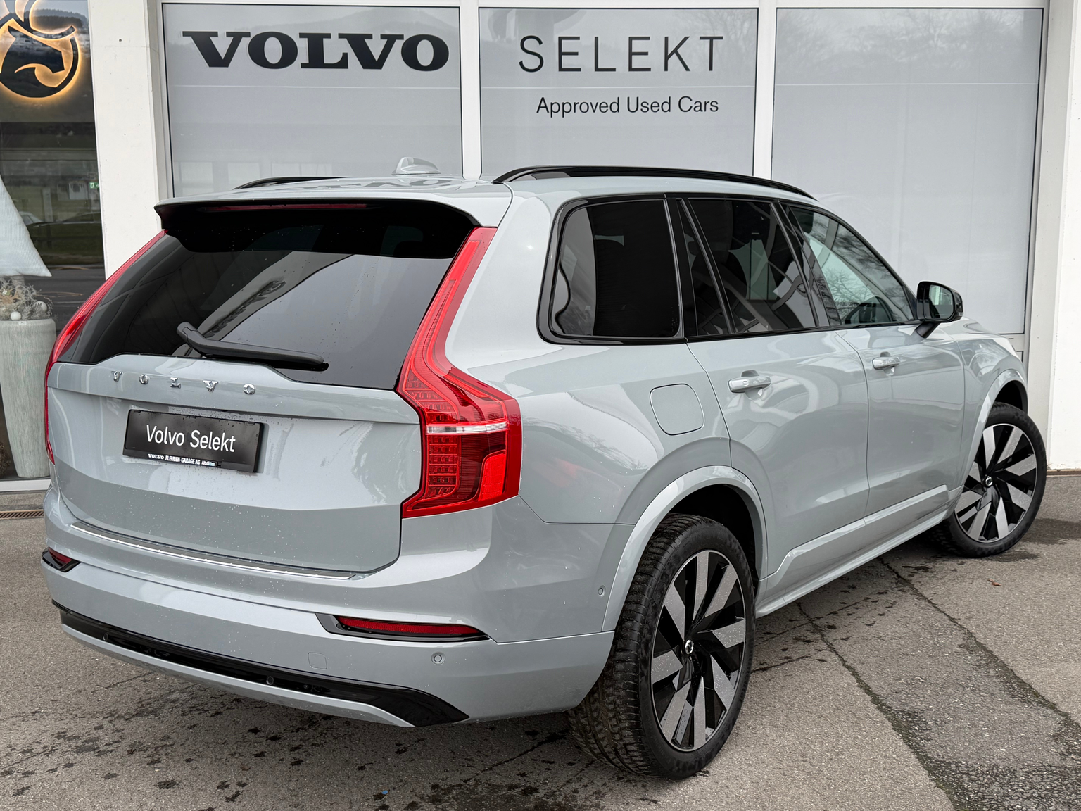 VOLVO XC90 T8 eAWD Ultimate Dark Geartronic