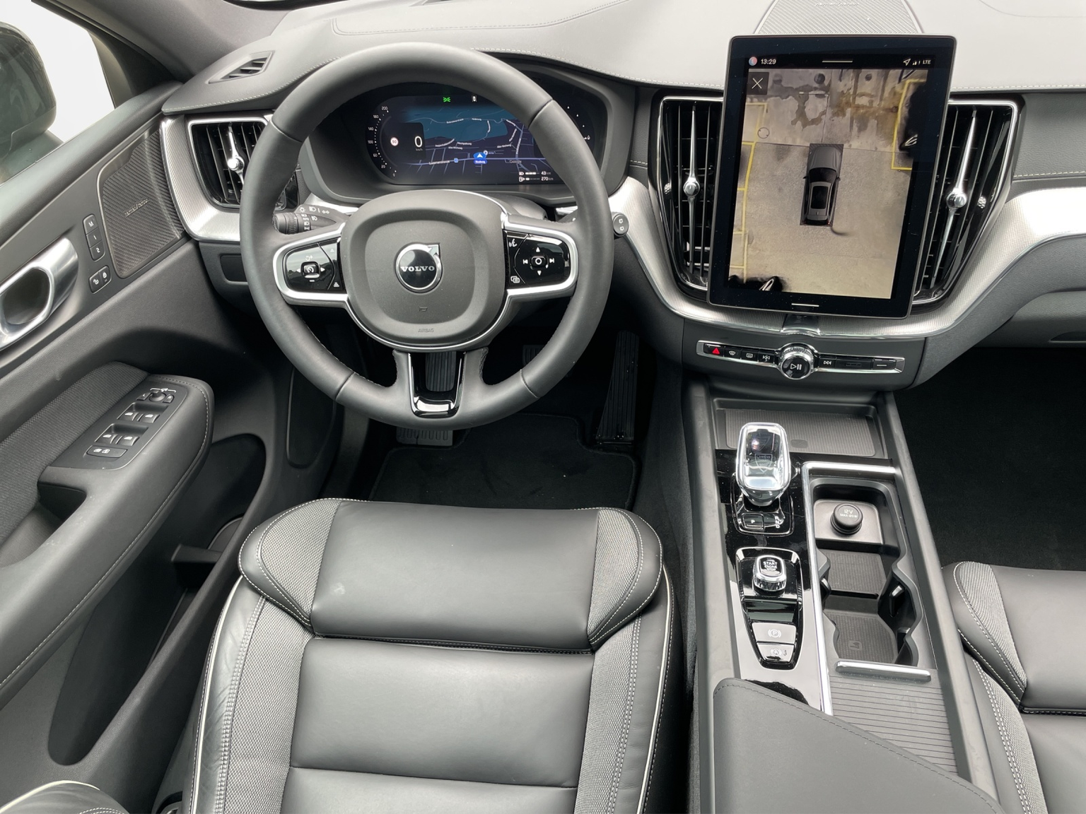 VOLVO XC60 2.0 T6 TE Black Edition eAWD